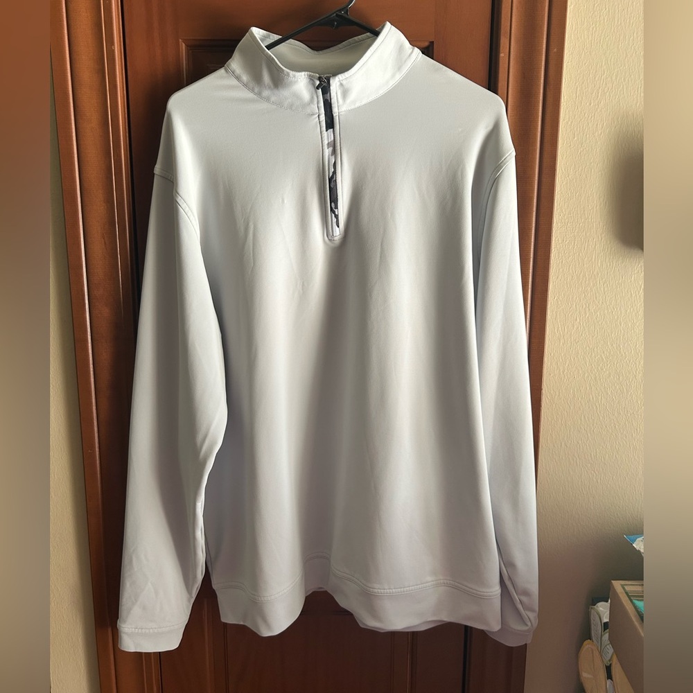 Peter Millar Lt. Gray 1/4 Zip With Camo Details Size XL-NWOT